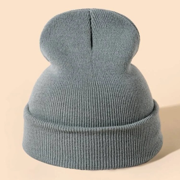 Light Gray Knit Beanie Hat - Picture 3 of 6
